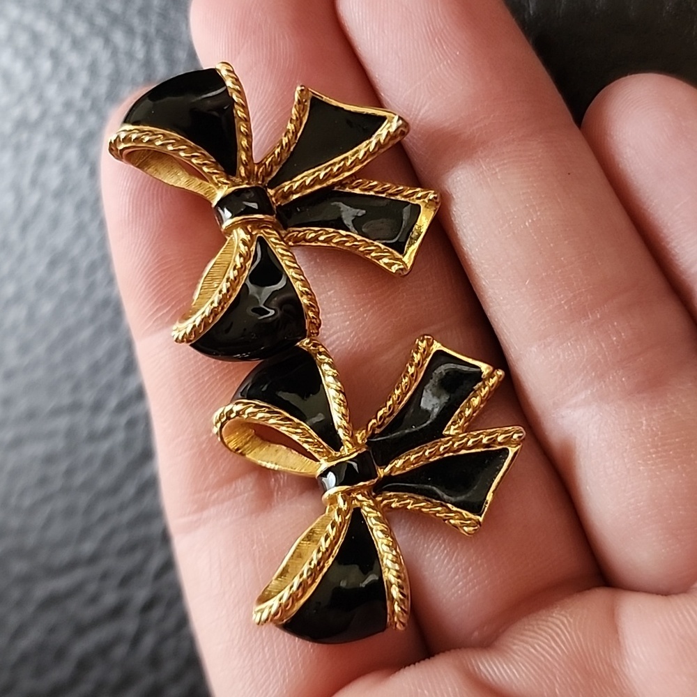 Vtg Kenneth Jay Lane For Avon Earrings - image 2